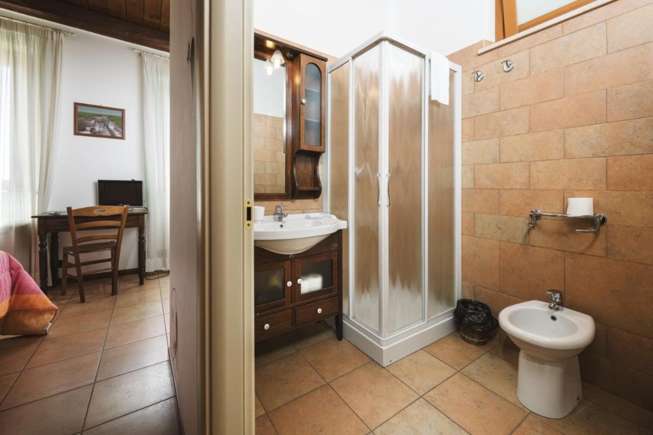 Briciola Di Sole B&B E Ristorante Borgo  Екстериор снимка